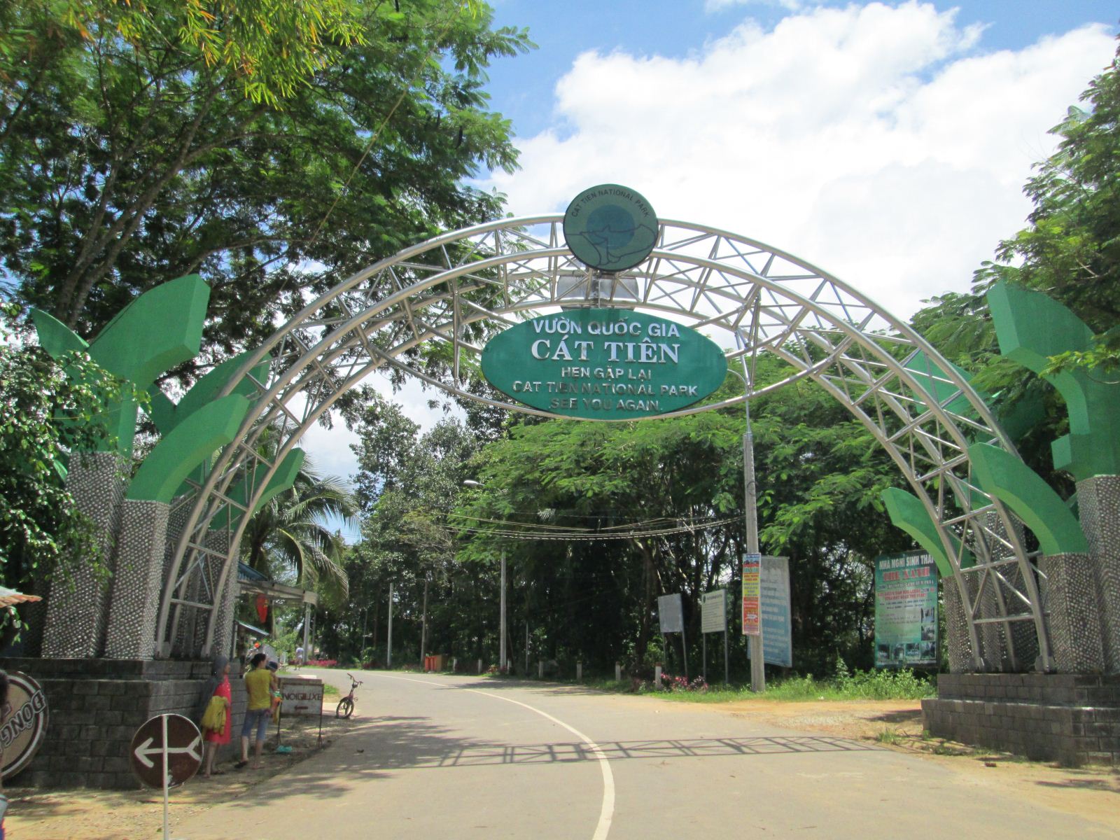 Private Car Ho Chi Minh City to Nam Cat Tien National Park
