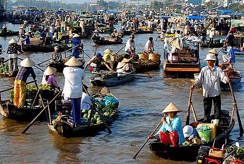 Private tour Cai Be Floating Market