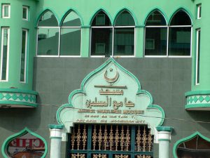 Car rental for Muslim tour in Saigon