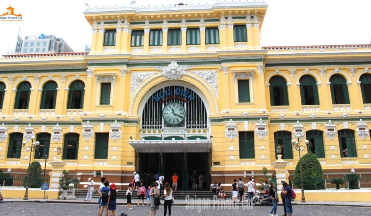 Top 8 Attractions Ho Chi Minh City - Saigon Central Post Office